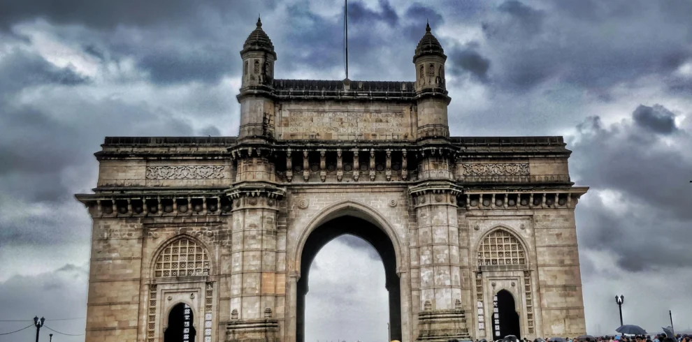 ultimate city tour of Glamorous mumbai