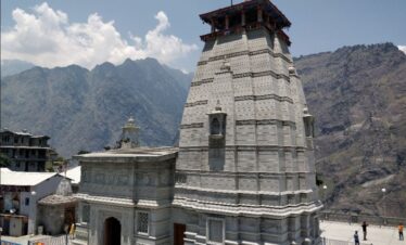 Best Hotels & Stays Near Pipalkoti, Joshimath & Badrinath