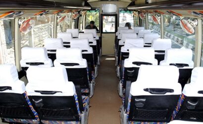 30 seater bus on rent yatra manager