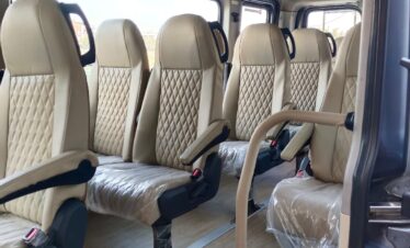 Tempo Traveler Yatra cab service1